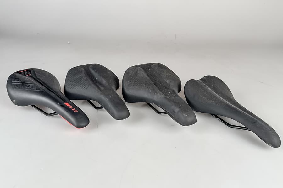 4 Fahrradsättel